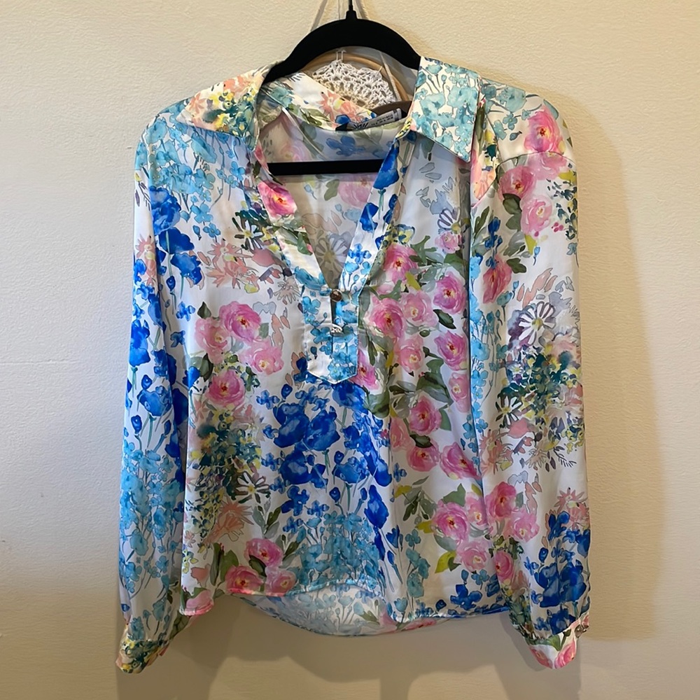 Floral satin blouse Zara size M